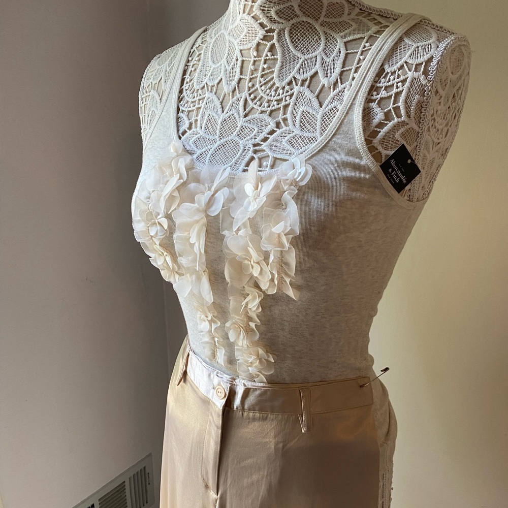 Abercrombie tank top, cream, size small. NWT